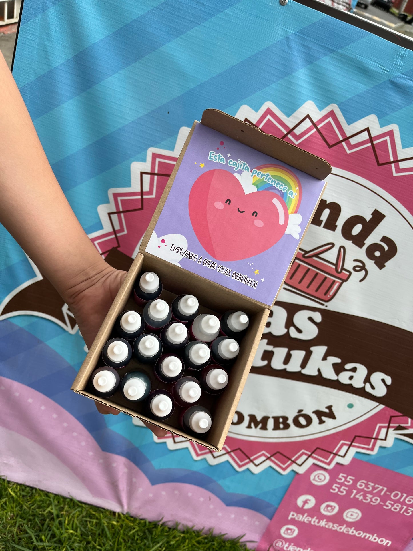 CAJA DE COLORES DE 18 PZAS DE 20 GR C/U